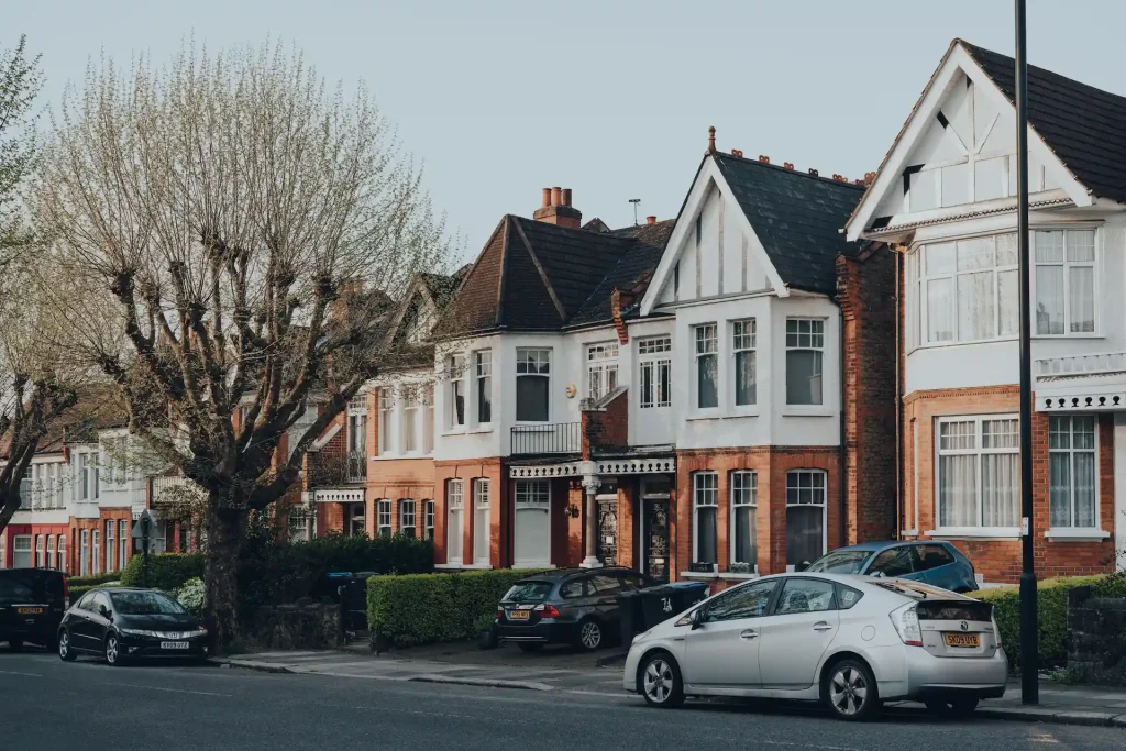 Roofers in Enfield